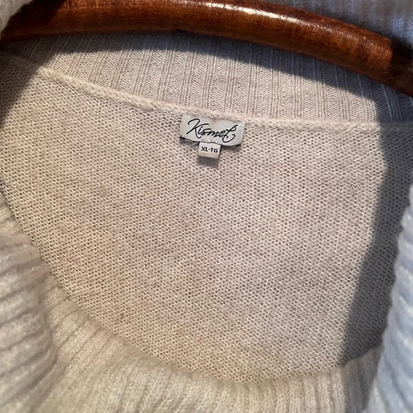 Beige XL cowl neck sweater with button detail - Picture 2 of 7